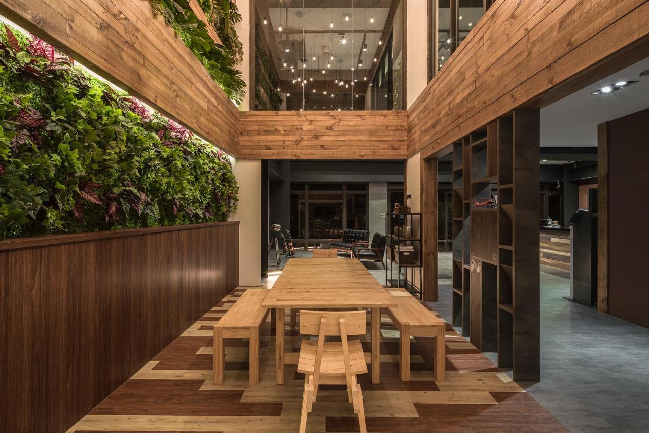 Hostel 貓頭鷹旅店 Yuchi Exterior foto